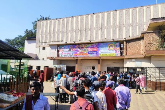 राजधानी रायपुर के श्याम टॉकीज में शुरू हुआ 7‑दिवसीय छत्तीसगढ़ी पारिवारिक फिल्म महोत्सव – मुफ्त प्रदर्शन पर मिली प्रशंसा की लहर