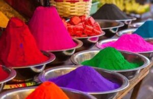 होली से पहले घर की ये चीजें तुरंत हटाएं, दूर होगी नेगेटिविटी और आएगी खुशहाली